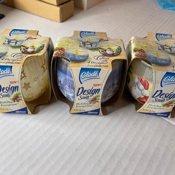 Glade Candle Scents 3 - Holiday Evergreen Christmas Scenes 4oz Each Retired NEW - Picture 1 of 6